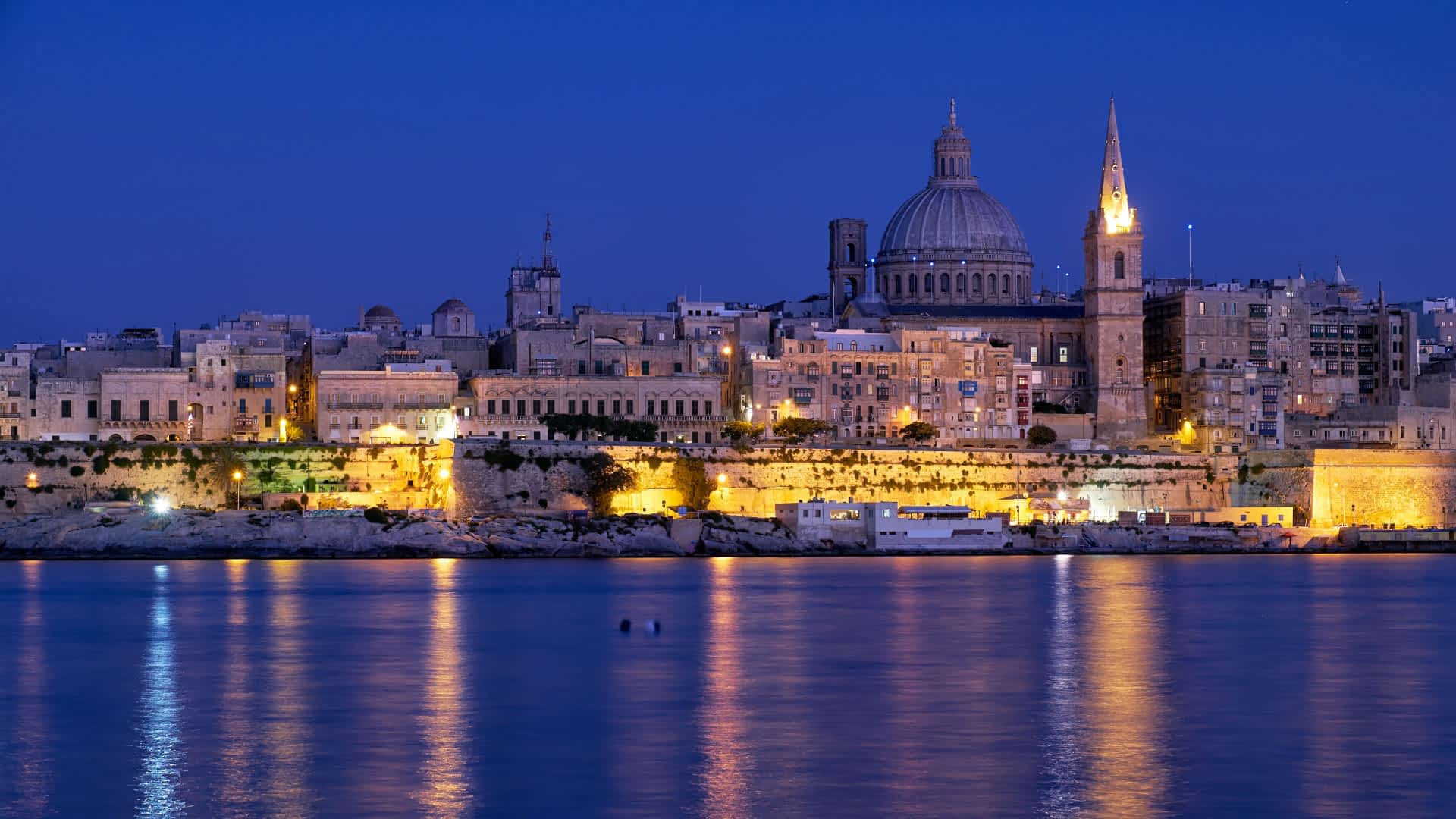 Valletta Pub Crawl | Craft beer Tour ? | Gin & Cocktail bar?